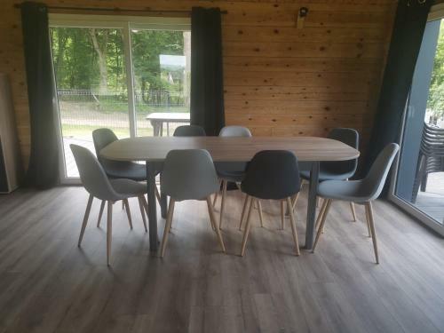 Chalet Norv�gien Dans La For�t
