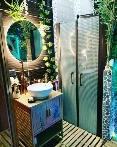 Hostal Jungle Vibes - Jacuzzi - Sauna