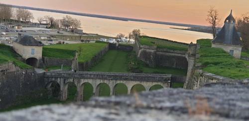 Bed & Breakfast Clos R�aud De La Citadelle
