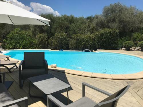 Charming Villa 800 M From A Fine Sandy Beach