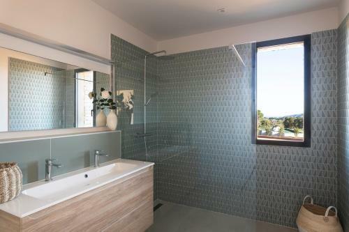 Villa Eva, Vue Mer Et Montagne, Plage � Pieds