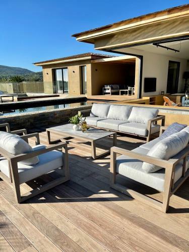 Villa Eva, Vue Mer Et Montagne, Plage � Pieds