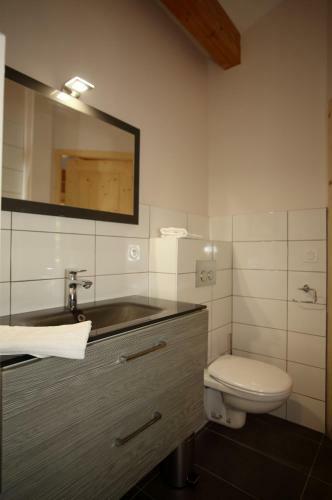 Chalet Haut Standing � Proximit� Du Centre (ch228)