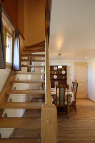 Chalet Haut Standing � Proximit� Du Centre (ch228)