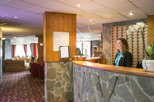 Hotel Vvf Les Sitelles � Montalbert La Plagne