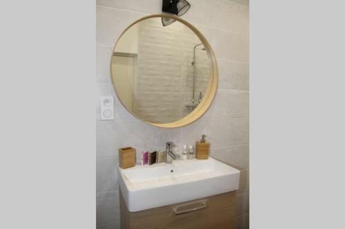 Apartamento L'escapade De Lyon, Charpennes, Jacuzzi Et Emplacement Id�al