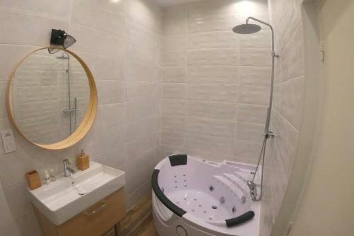 Apartamento L'escapade De Lyon, Charpennes, Jacuzzi Et Emplacement Id�al