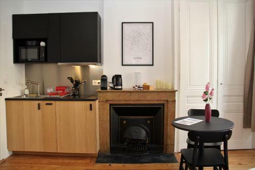 Apartamento Cocon De Lyon, Charpennes, Jacuzzi Et Emplacement Id�al