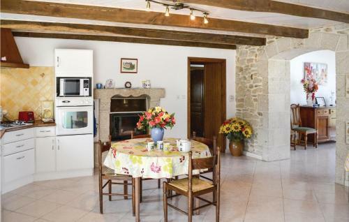 Holiday Home Morbihan N-726