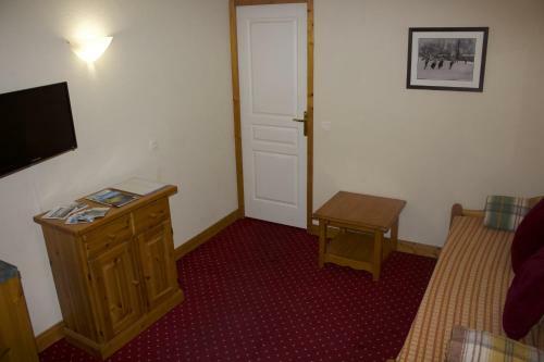 Apartment With Balcony In La Plagne