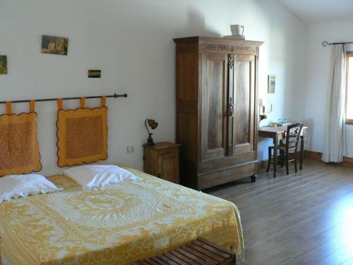 Hostal Chambres D'h�tes Domaine De Beaupr�