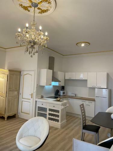 Hostal Studio Du Maire Maison De L'�glise Du Couvent