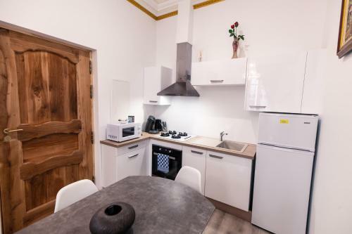 Hostal Appartement Maison De L'�glise Du Couvent