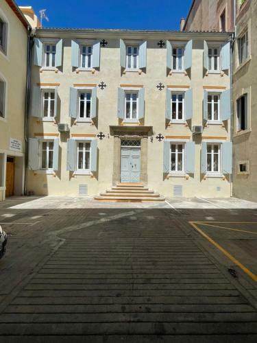 Hostal Appartement Maison De L'�glise Du Couvent