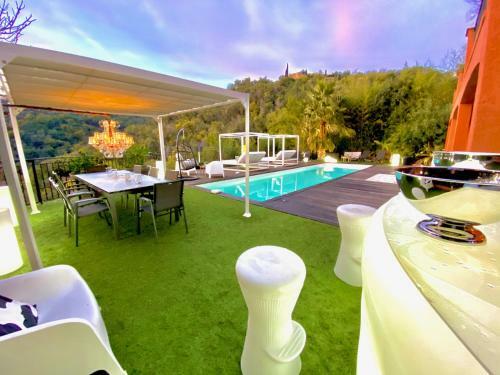 Hostal Villa Colina