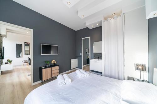 Monaco Border, Fully Renovated Apartment