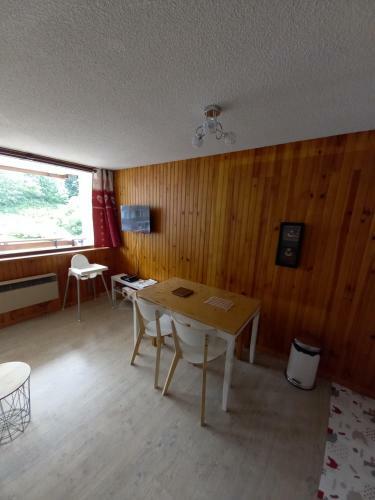 Apartamento Studio 4 Personnes Centre Superbesse