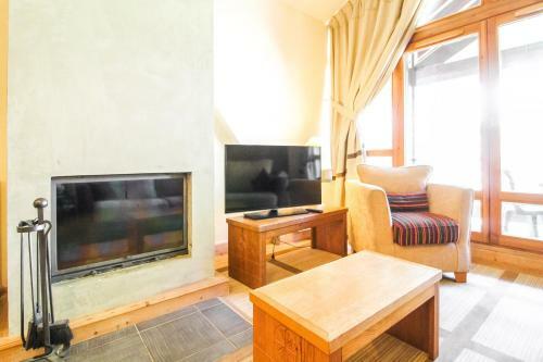 Les Terrasses D'eos, 1-bed Apartment With Fireplace, Ski In, Ski Out
