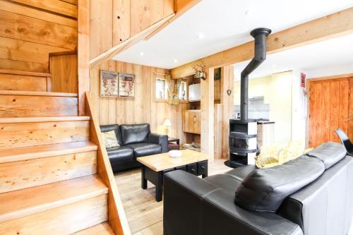 Charming 4-bedroom Ski Chalet With Terrace