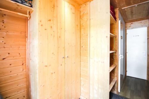 Charming 4-bedroom Ski Chalet With Terrace