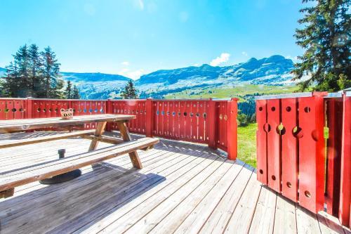 Charming 4-bedroom Ski Chalet With Terrace