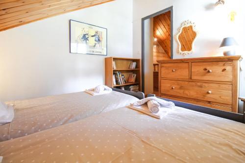 Charming 4-bedroom Ski Chalet With Terrace