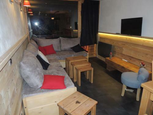 Apartamentos Lauziere 1266/68