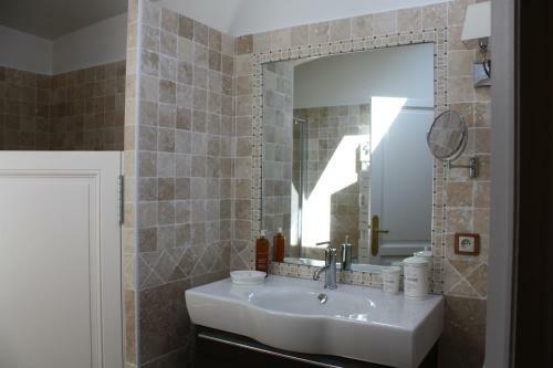 Bed & Breakfast Les Chambres De La Rochette