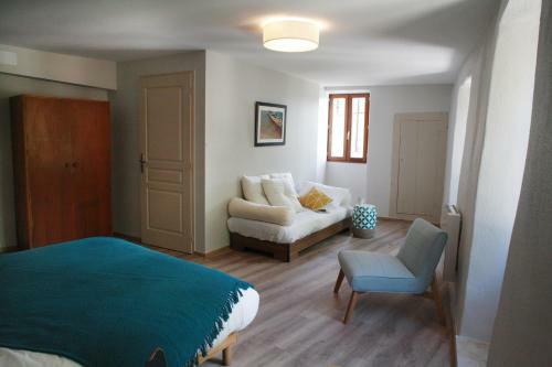 Hostal Auberge D'ailhon, Chez La Marthe X Bistro D'ailhon