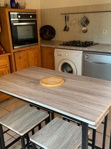 G�te � Poggiale De Figari