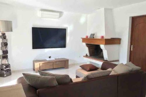 Villa Piscine Chauff�e 5mn De La Plage