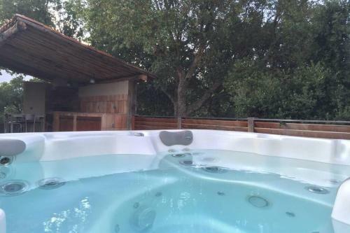 Villa Piscine Chauff�e 5mn De La Plage