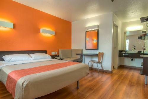 Motel 6 Los Angeles - Arcadia/pasadena