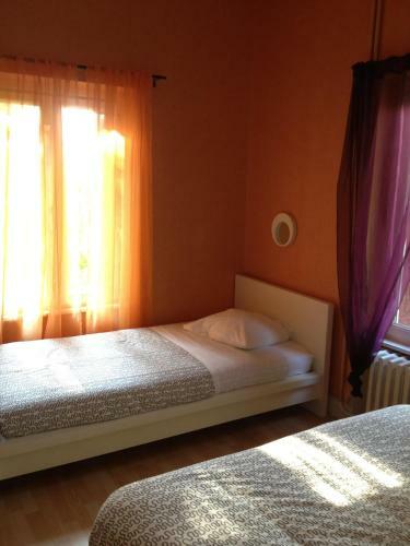 Hotel H�tel Restaurant Les Platanes