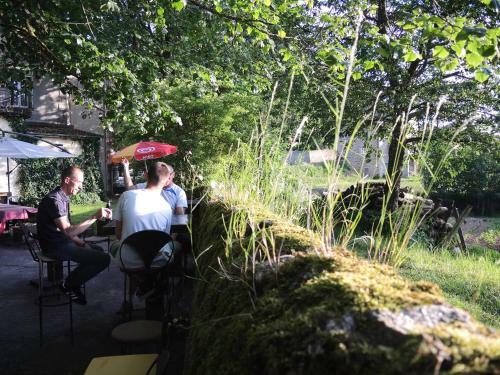 Hotel H�tel Restaurant Les Platanes