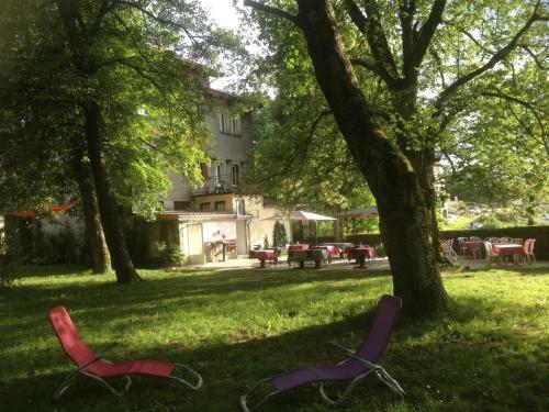 Hotel H�tel Restaurant Les Platanes