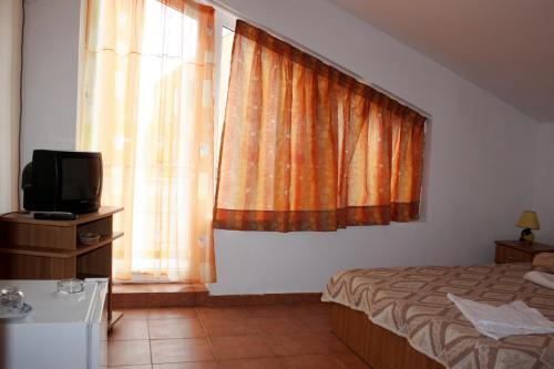Hostal Vila Bucura 19