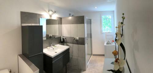 Jolie Petite Maison En Ard�che Du Sud