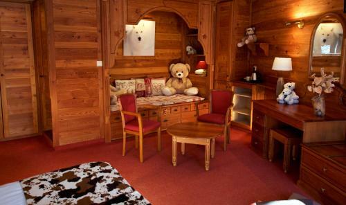 Hotel H�tel Serre Palas