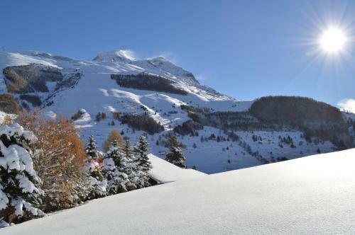 Hotel H�tel Serre Palas