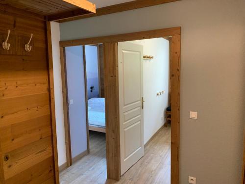 Apartamento T3 Avec Vue + Balcon -45m� -2 Chambres -4/6 Pers