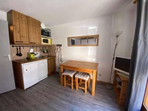 Apartamento Studio4pers+parking Privatif Couvert T�l�cabine50m