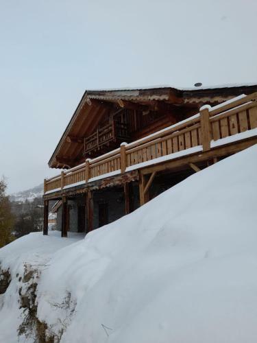 Chalet Sempre M�s