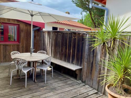 Idyllic Chalet Right Near The Dunes In Cap Ferret