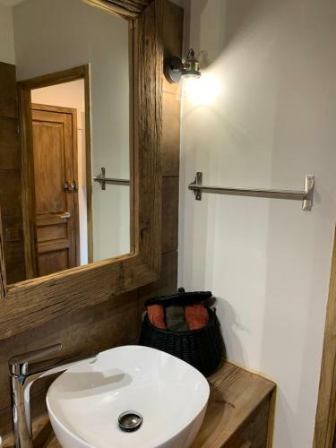 Apartamento Charmant 2 Pi�ces R�nov� C?ur Station Isola 2000