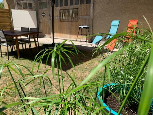 Apartamentos Gites S�r�na� Avec Vue Sur Rivi�re