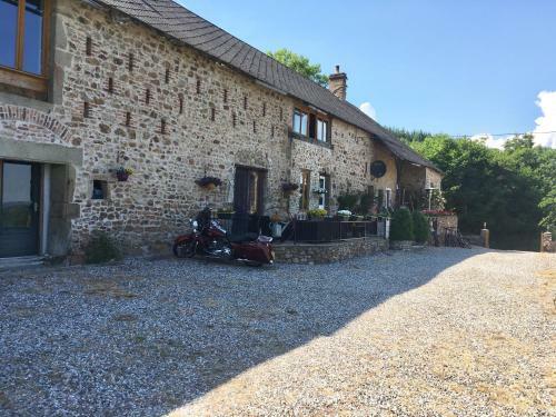 For�t Enchant�e De Bourgogne