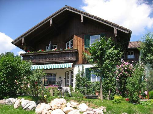 Hostal Villa Laske