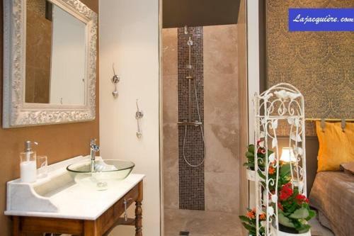 Bed & Breakfast La Jacqui�re