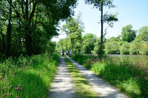 Bed & Breakfast Le Port, Refuges Du Halage